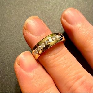 Men’s 10k gold 1/4 tcw diamond ring